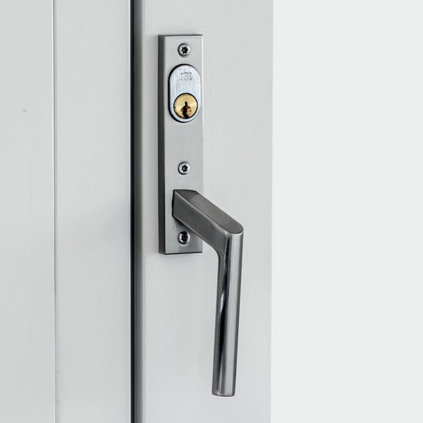 Patio door handle with key internal only Patio door handle with key internal only